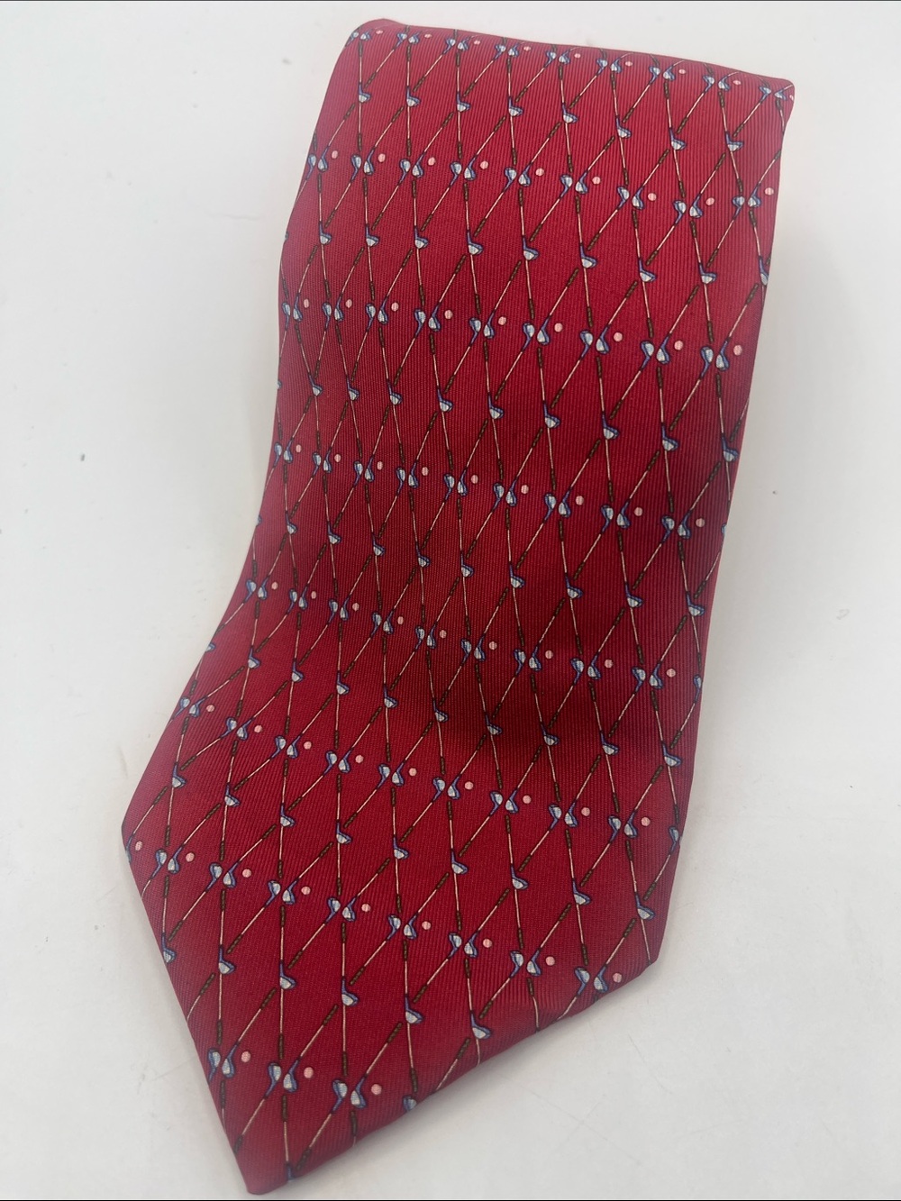 Salvatore Ferragamo Red Silk Tie. Golf clubs